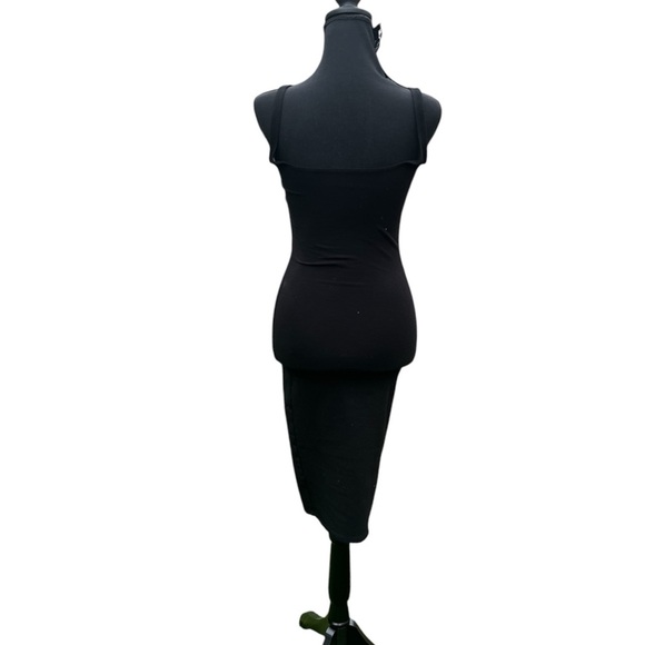 NWOT Women’s tight knit, black thin strap dress size small by Forever 21 - Picture 3 of 3